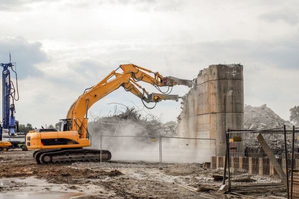 Silo Demolition in Mount Vernon